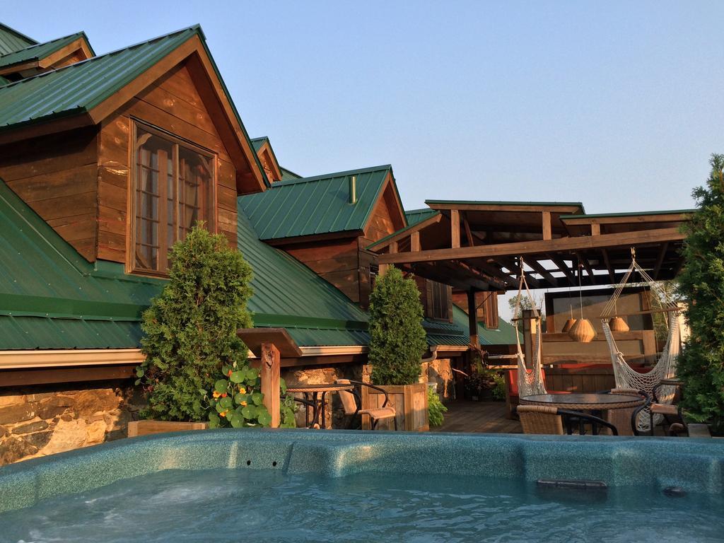 Manoir Ramezay Hotel Marieville Kültér fotó